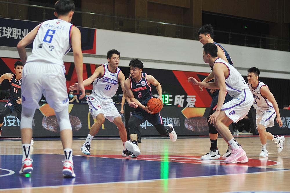 jinnianhui-广东宏远发布备战花絮，冲刺阶段状态回暖，足总杯任务艰巨，高层口径保持一致的简单介绍